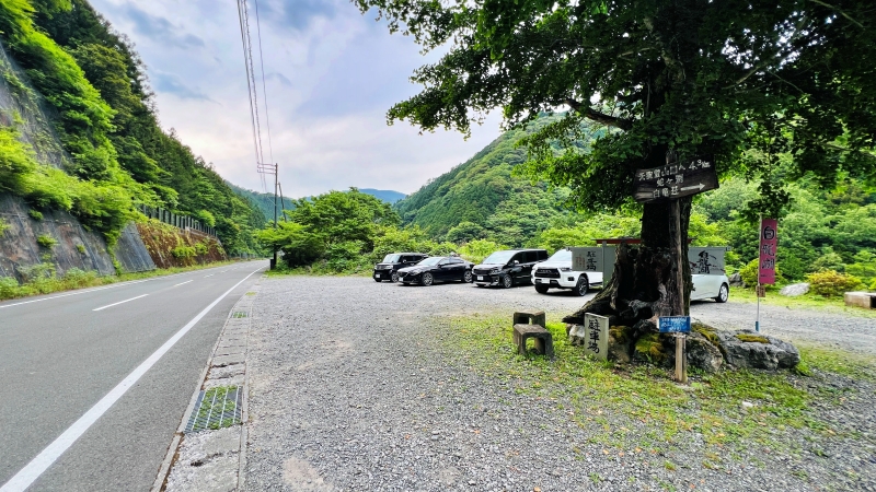 白龍湖 ペットも一緒に楽しめる 青く透き通った水が幻想的な高知の穴場スポット