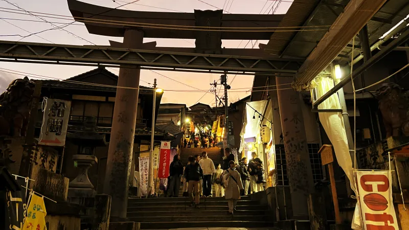 2025年トラちゃんのお正月 大宮神社干支の巨大オブジェ 白蛇伝説の國分八幡宮 こんぴらさん