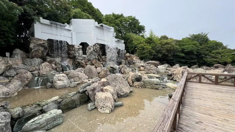 わんぱーくこうち 料金無料の動物園 アニマルランドや公園内を散策