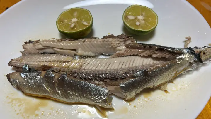 秋刀魚は茹でるのが美味しいらしい やってみようw