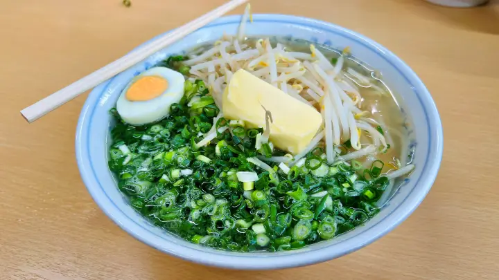 奈半利町コスモス畑 いごっそラーメンとアイスクリーム 猫の秋ドライブ